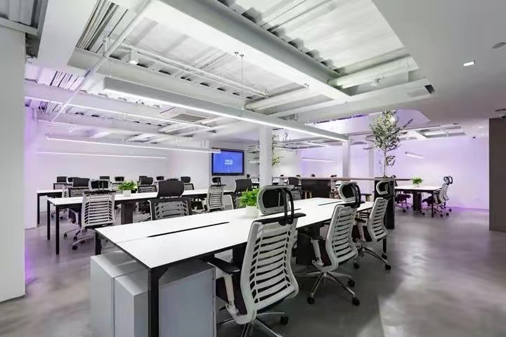 現(xiàn)代辦公室家具風(fēng)格和辦公理念，有哪些強(qiáng)有力的關(guān)聯(lián)？騰信辦公家具有限公司告訴您答案！